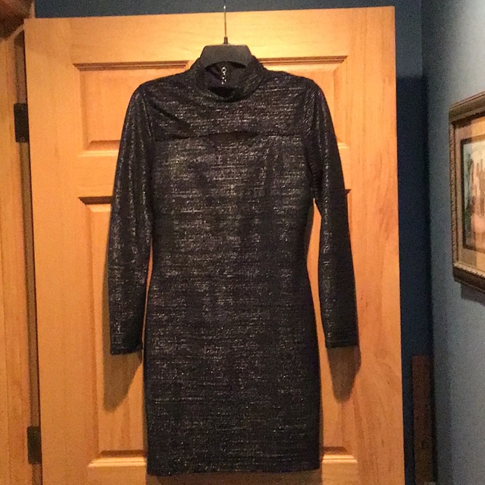 Womens Jennifer Lopez dress, size Medium petite
